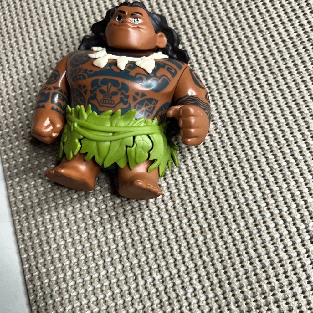 Disney Moana Maui Action Figure 4 Inch Demigod Tattooed Toy Collectible
